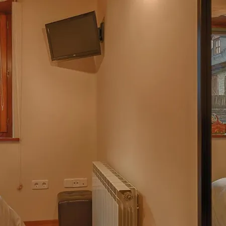 Saplan Real Estate Casish Les